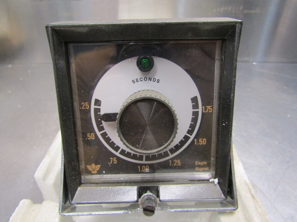 Eagle Signal CE503A6 Timer 120V