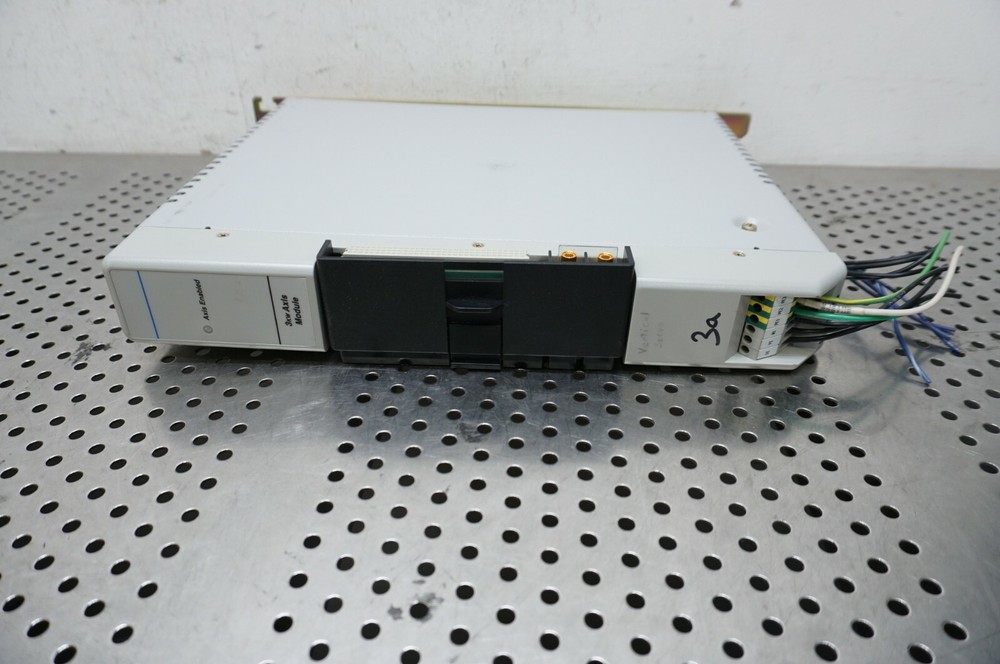 ALLEN-BRADLEY 1394-AM04 SER. B AC SERVO CONTROLLER AXIS MODULE
