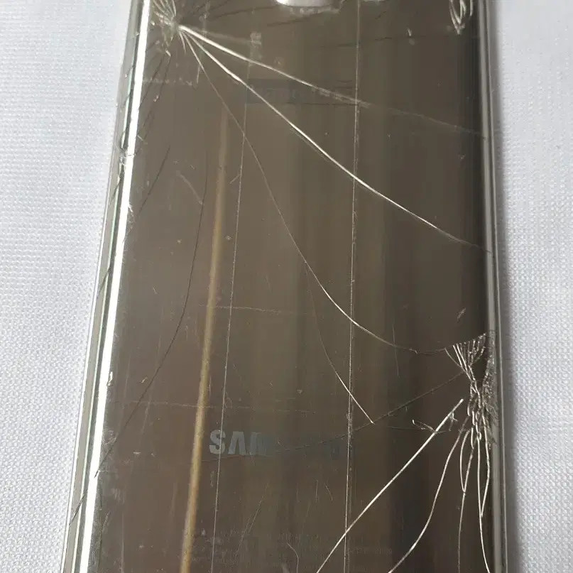 Samsung Galaxy Note 5 Back Cover, Gold, Lightly Used
