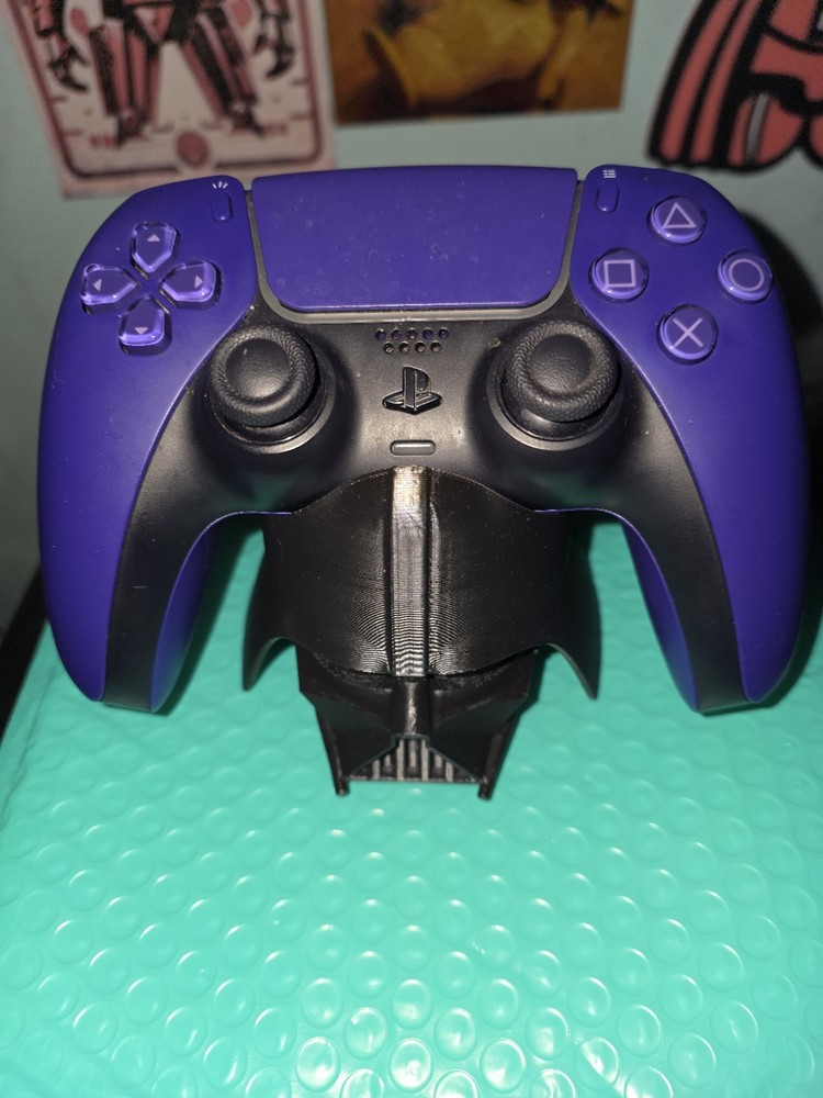 Darth Vader Helmet Ps5 Controller Stand ( 3d Printed)