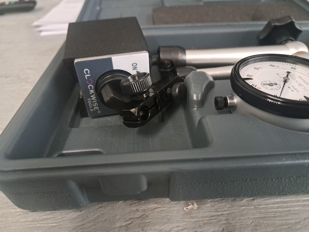 Clockwise Tools DIGR-0105 Dial Indecator W/magnetic Base In Hard Case