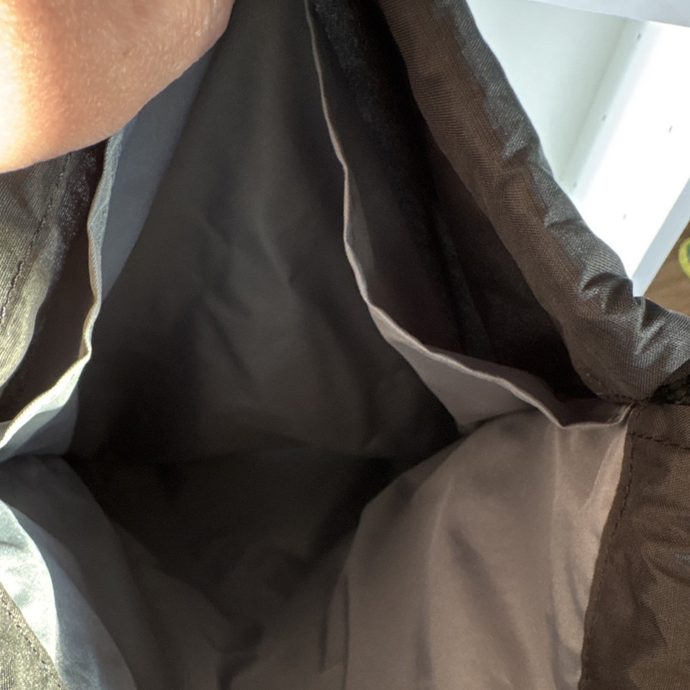 Nike Black Drawstring Gym Bag Polyester Zip Pocket Adjustable Strap CW6533