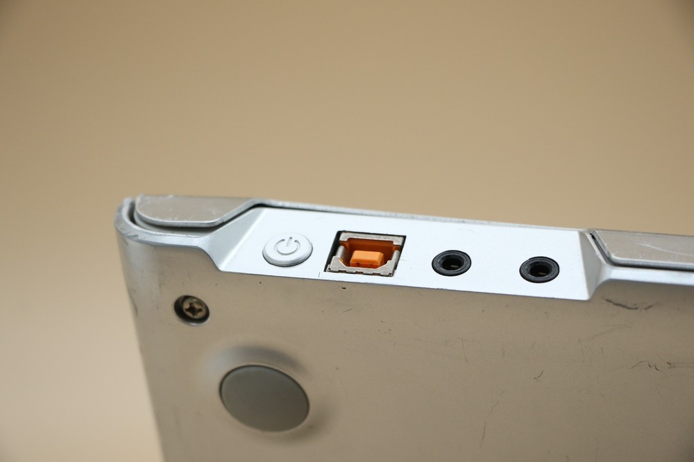 Akai Professional MPC Studio Music Production Controller - Silver