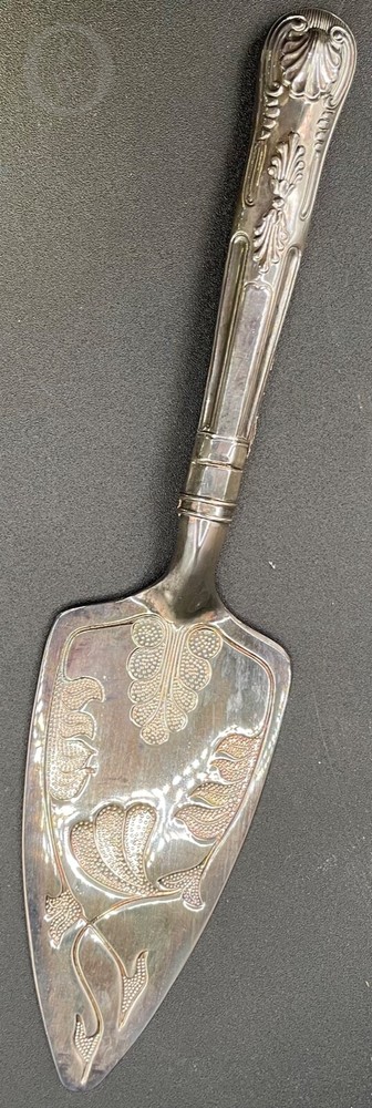 Vintage Pastry Cake Pie Server Beaumont Collection Kings Pattern Silver Plated