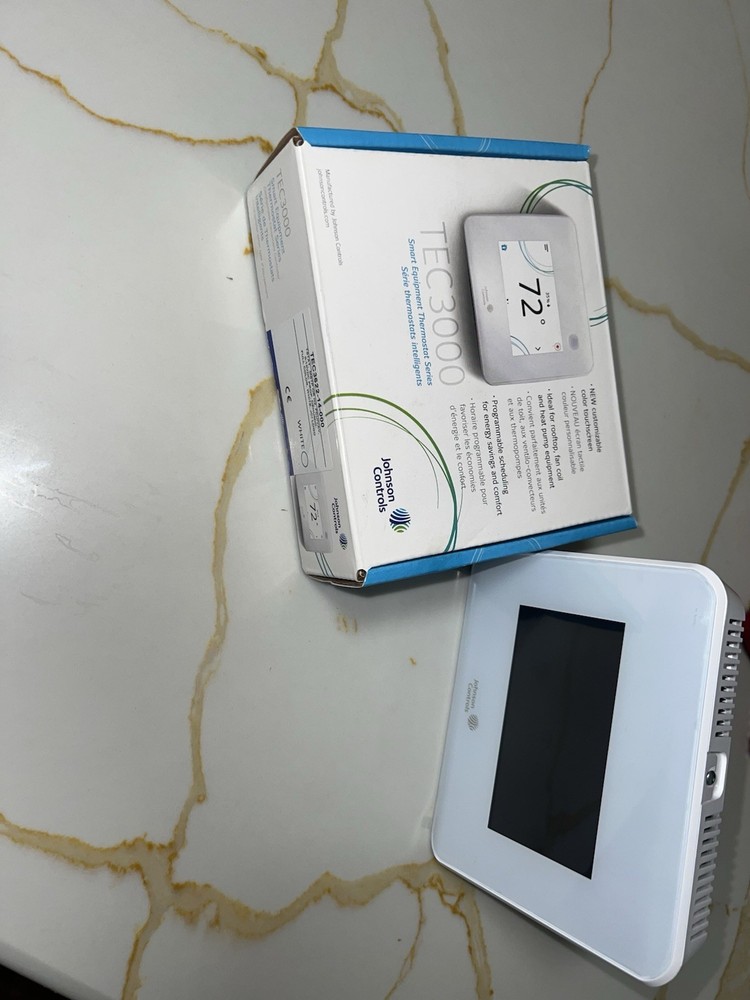 Johnson Controls TEC3000 Programmable Touchscreen Thermostat White Heat Pump