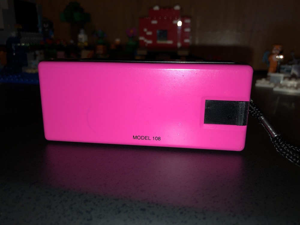 Le Clic Mini Camera Model 108 Hot Pink