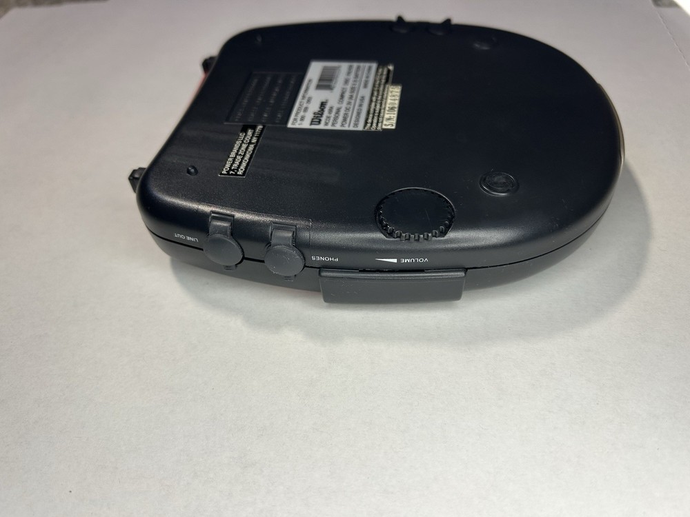 Wilson Sports Engineered Disc Man Portable CD Player