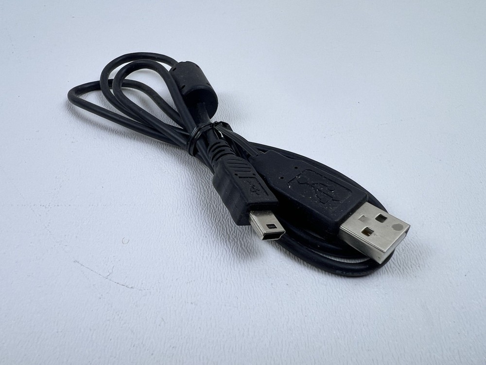 Magellan Maestro 5310 GPS Navigation Bundle + Cables + Accessories READ!