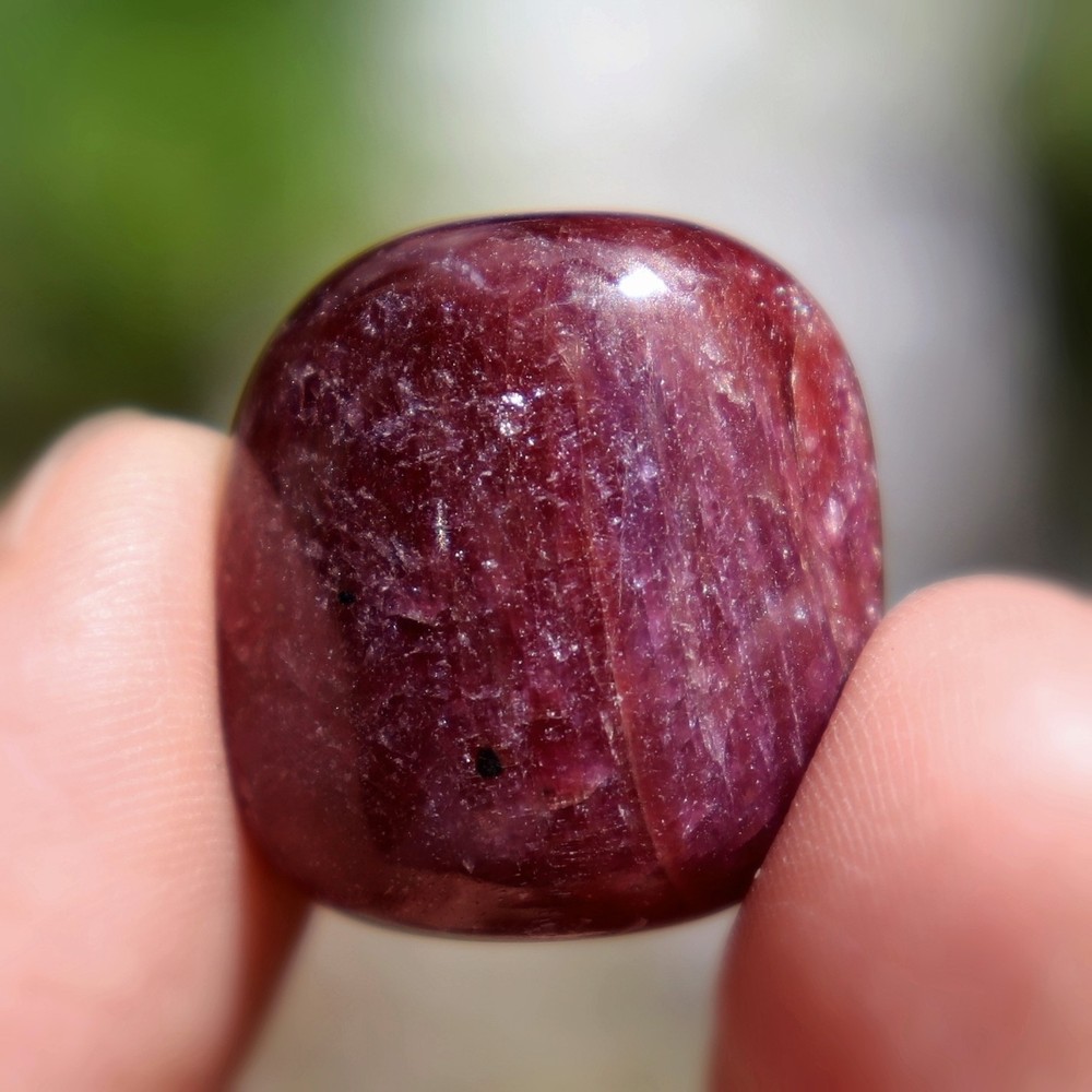 Tumbled Stone: Ruby, Red Corundum from India, Fluorescent (RUB53)