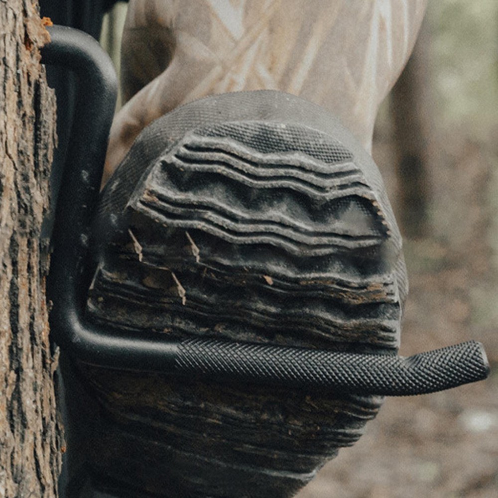 1 Screw In Tree Climbing Steps For Tree Stand Hunting