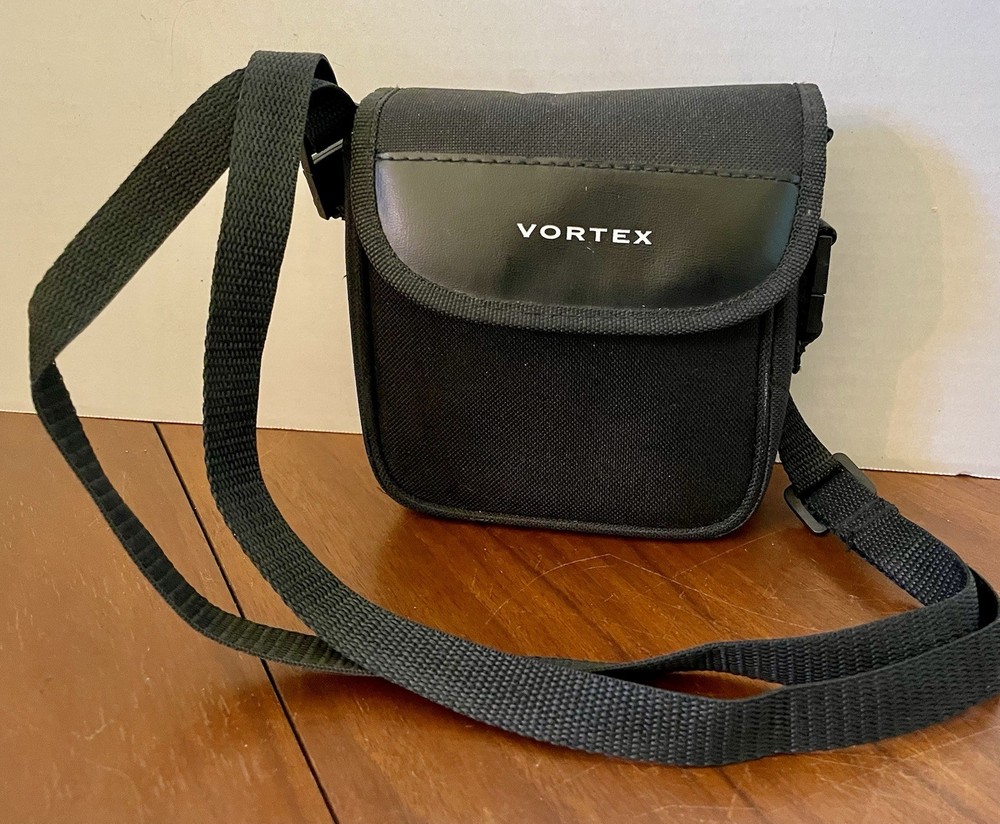 VORTEX SPITFIRE 8.5 X 32 Binoculars Strap Case Discontinued Birding Lightweight