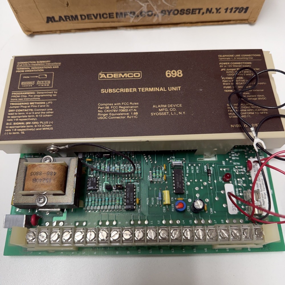ADEMCO 698 SUBSCRIBER TERMINAL UNIT 32V 3A