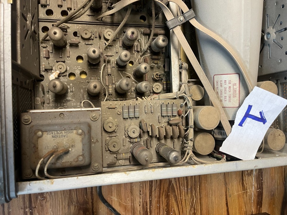 HP Hewlett-Packard Oscilloscope Model 120B - Powers on but untested.