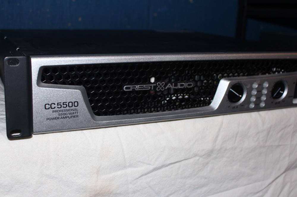 Crest Audio CC 5500 Professional Power Amplifier