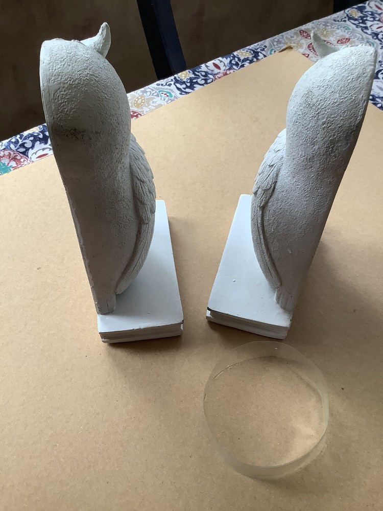 White Resin Owl Book End Or Ends. APPEALING