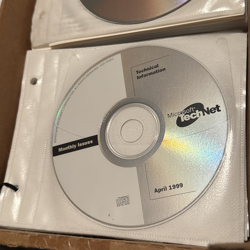 Microsoft Office 2000 Beta 2 Build 2221B from Oct 1998 MSDN Extras Technet Lot