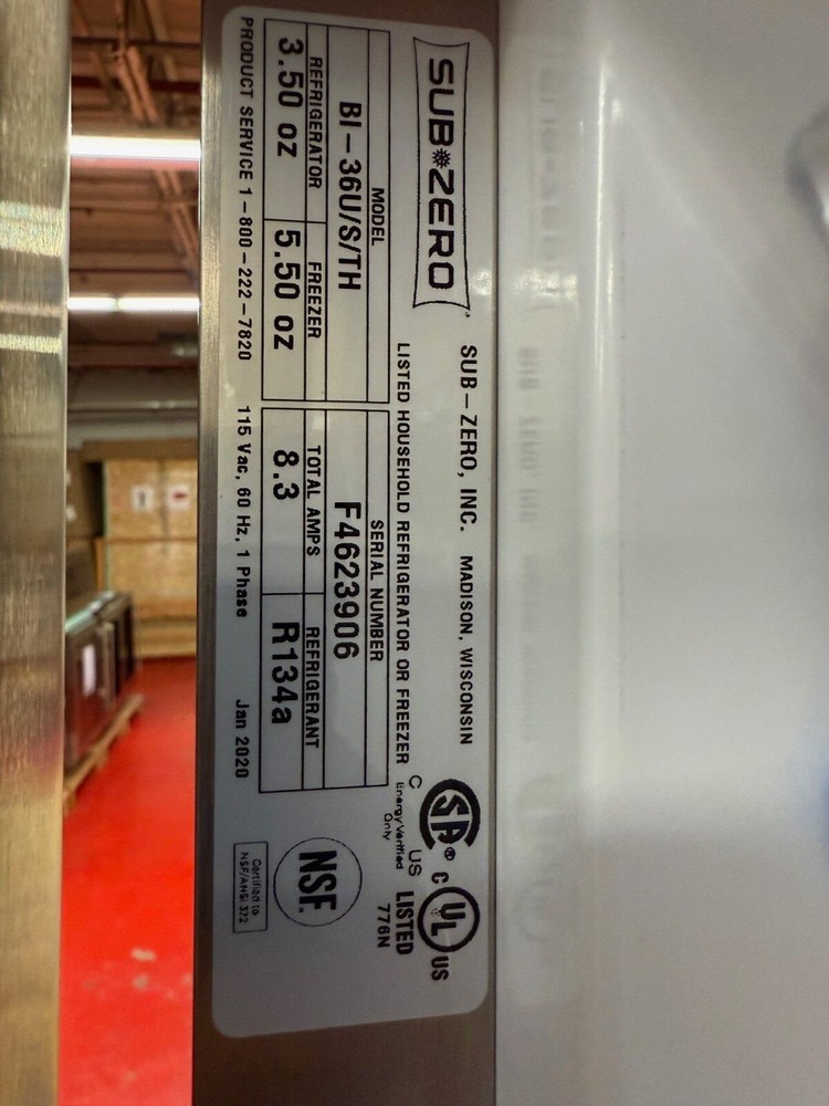 36” Subzero Refrigerator Bottom Freezer BI36USTHLH (Used 2020)