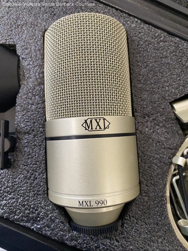 MXL 990 Condenser Microphone - Tested