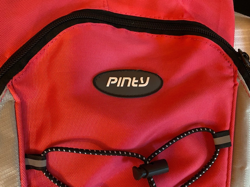 Pinty Hydration Backpack with Water Bag, Pink, 2L Capacity, Excellent Condition