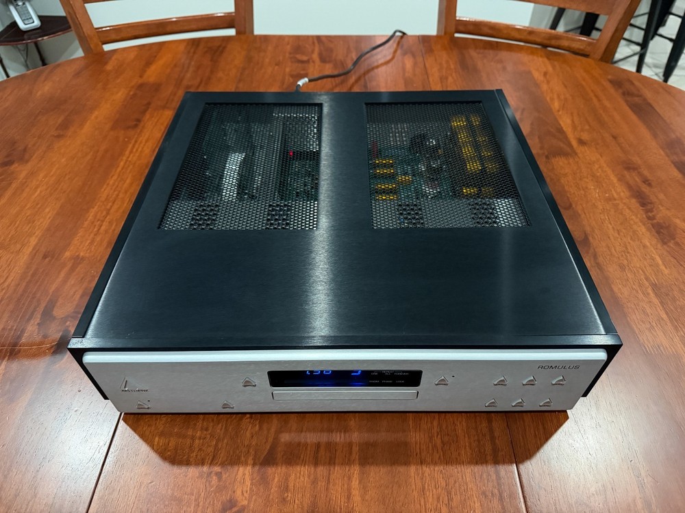 Aesthetix Romulus Eclipse CD Player / DAC - Excellent condition!