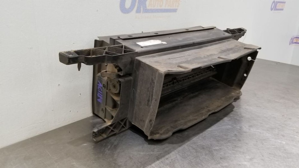 17 FORD F150 LOWER AIR SHUTTER ASSEMBLY