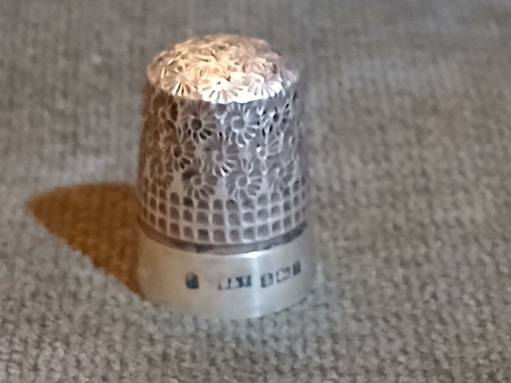 Sterling Silver Thimble with Intricate Design