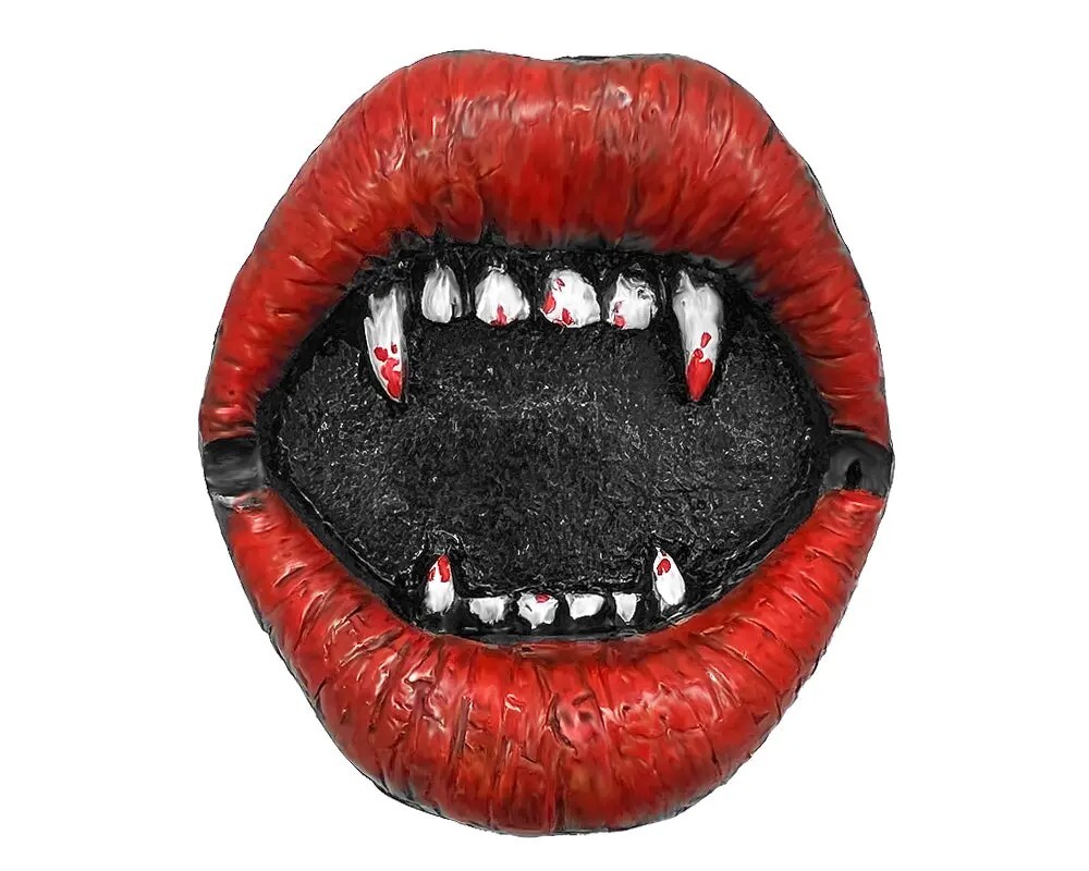 Vampire Mouth Ashtray Red