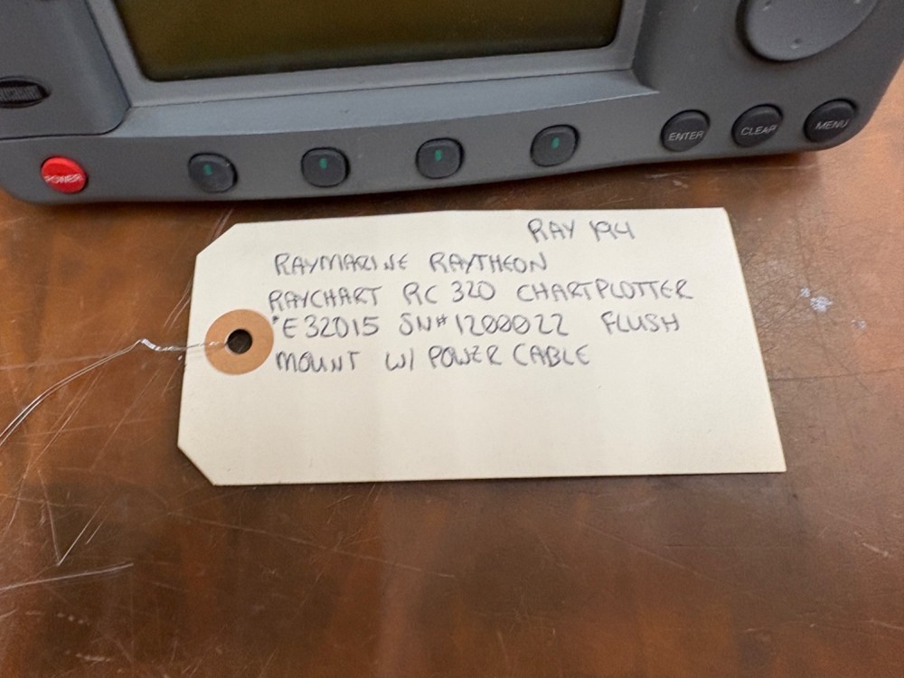 RAYMARINE/RAYTHEON RAYCHART RC320 CHARTPLOTTER #E32015 SN#1200022 FLUSH MOUNT...