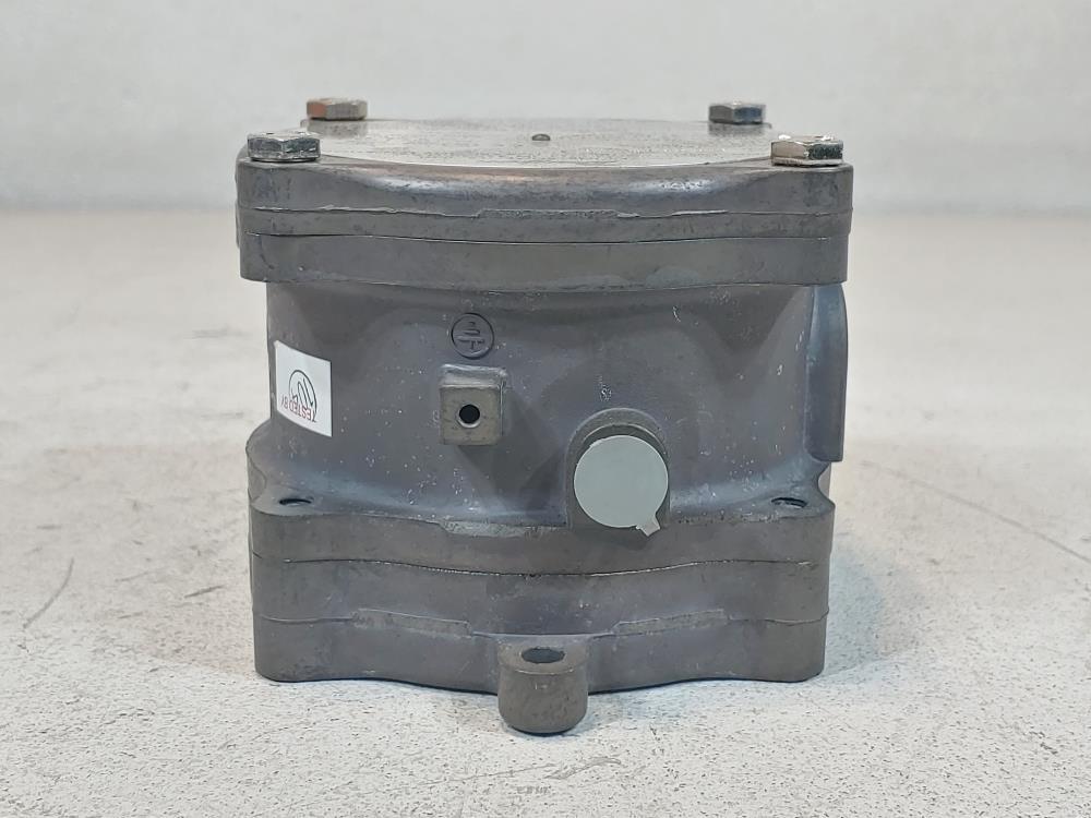 Dwyer Explosion Proof Differential Pressure Switch Catalog#: 1950-5-5F