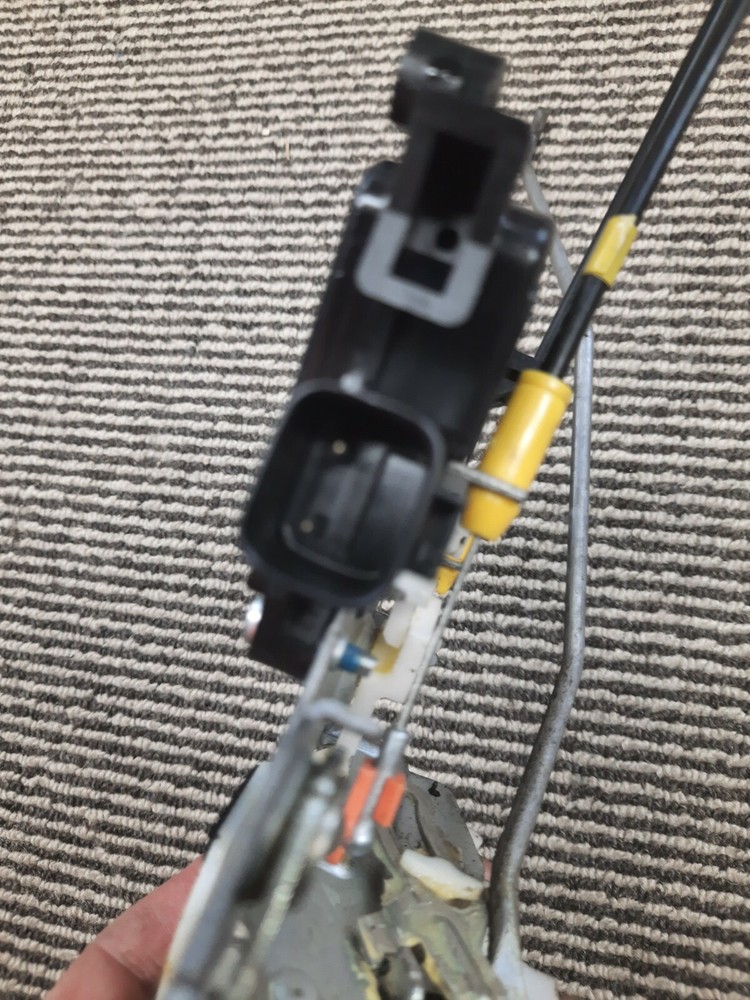 MITSUBISHI I FRONT DOOR LOCK PASSENGER SIDE (ANSEI) 2008