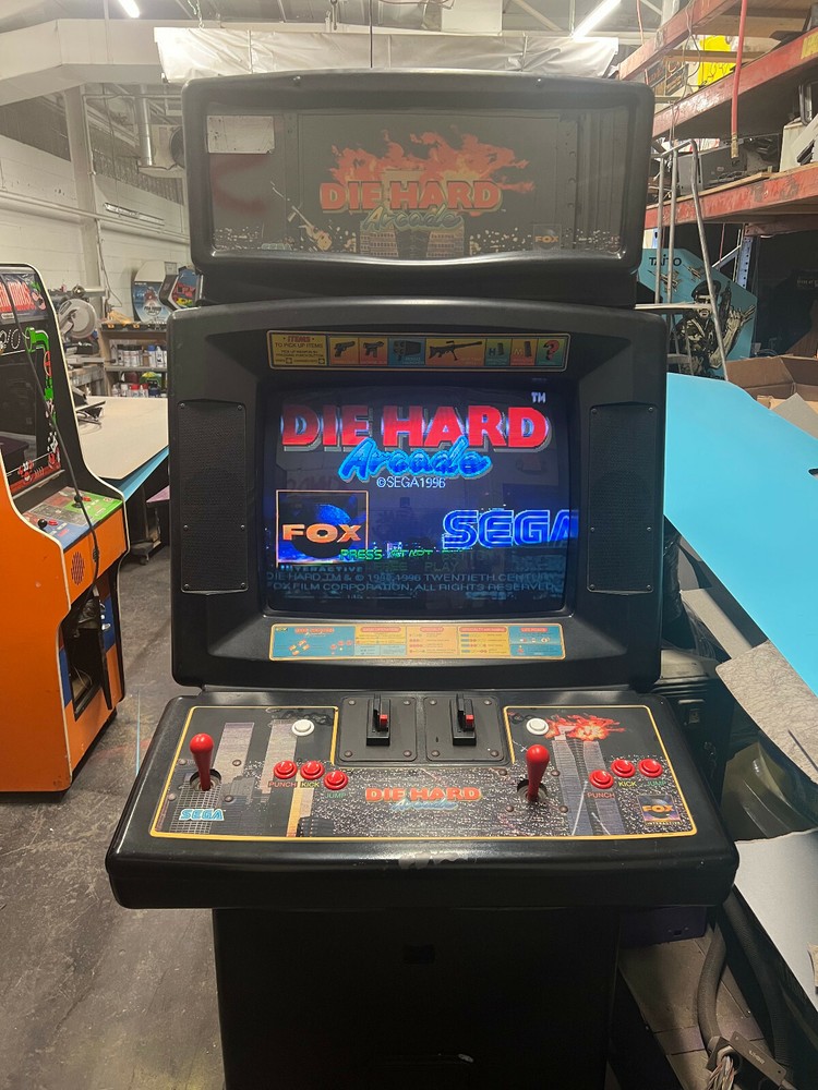 DIE HARD ARCADE by SEGA 1996 (Excellent Condition)