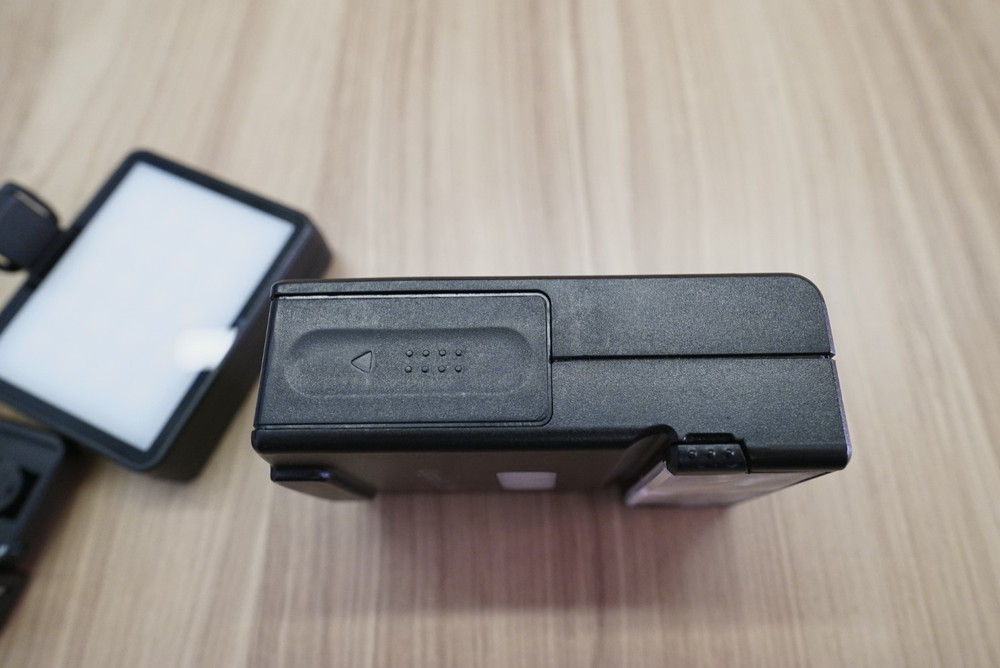 LightPix FlashQ x20 w/ Transmitter for Sony, 1 x Receiver, LED light, Diffuser