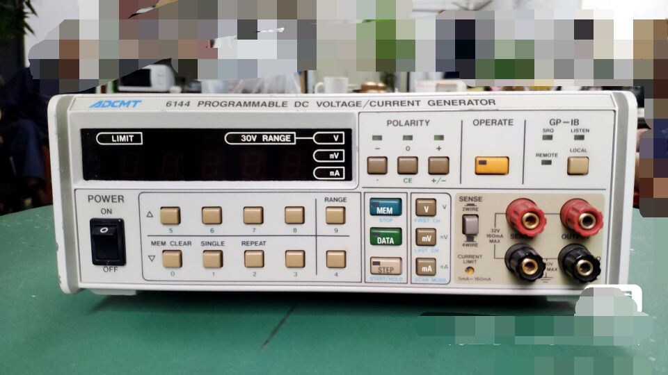 Used ADVANTEST R6144 Programmable DC Voltage And Current Generator