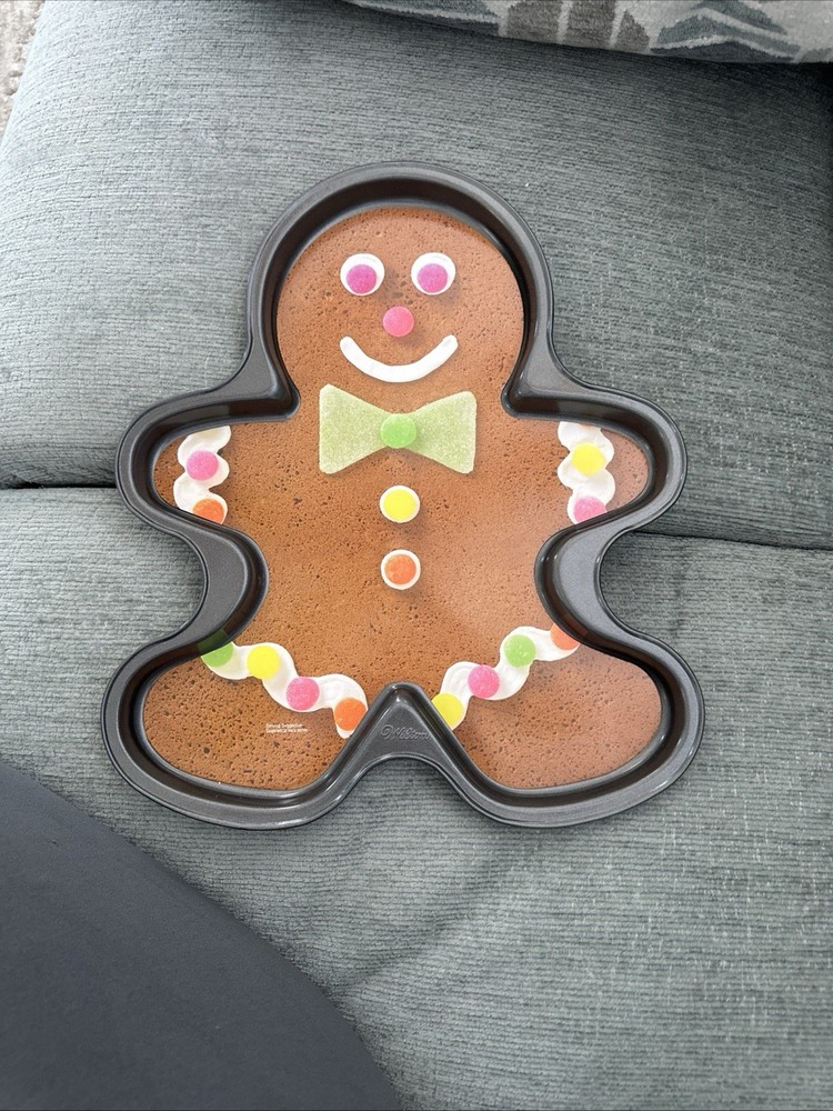 Wilton Gingerbread Boy Cookie Decorating Pan NEW!!!