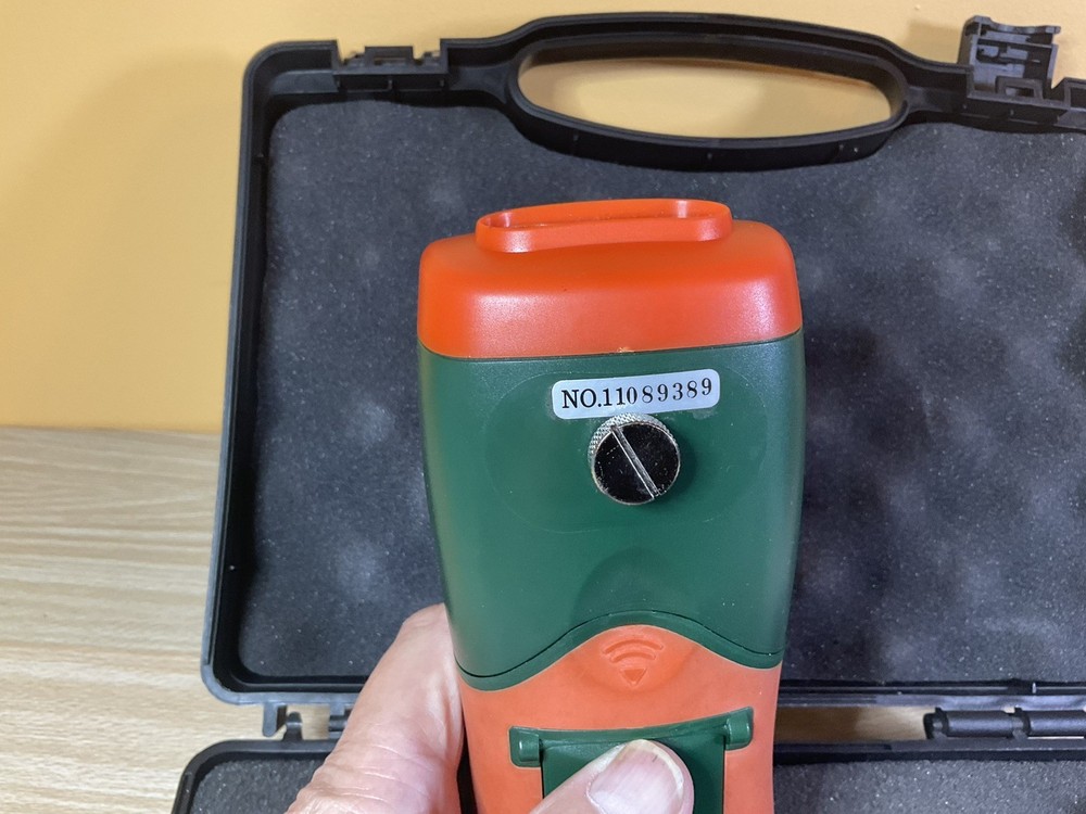 Extech HD450 Light Meter - Orange