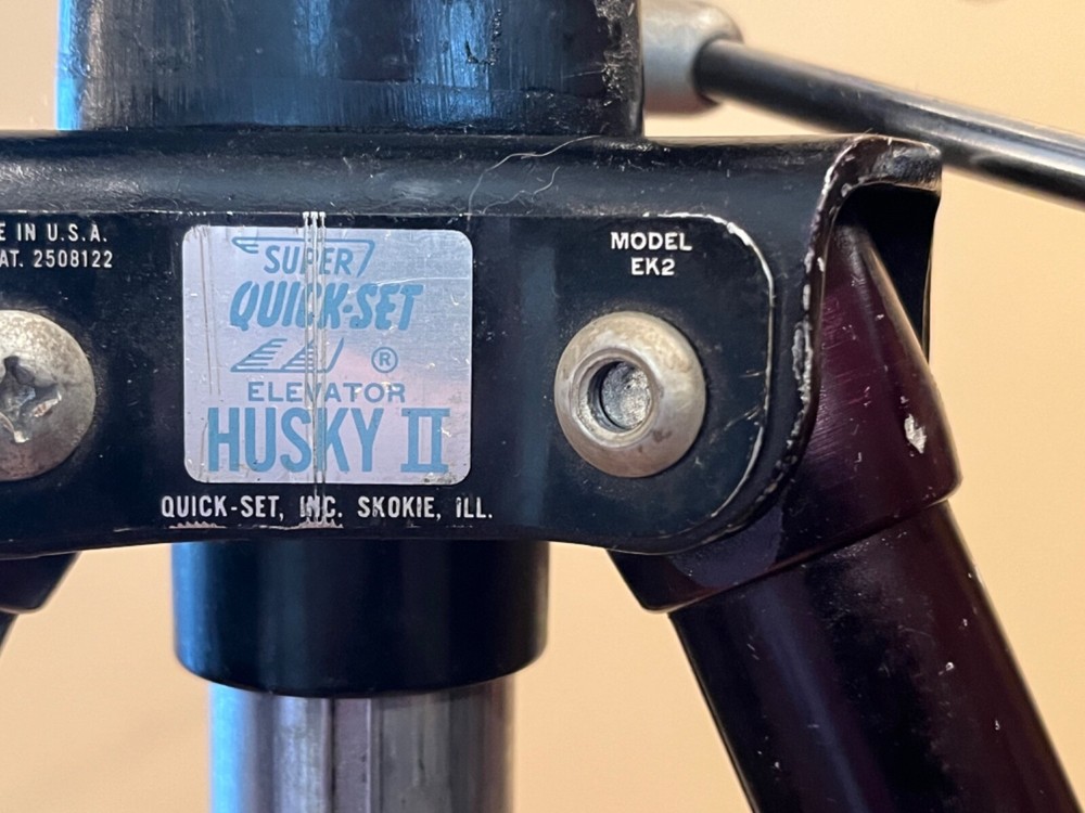 SUPER QUICK SET HUSKY II ELEVATOR TRIPOD EK2