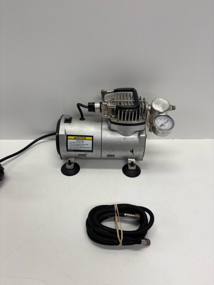 Central Pneumatic Mini Air Compressor (P08033468)