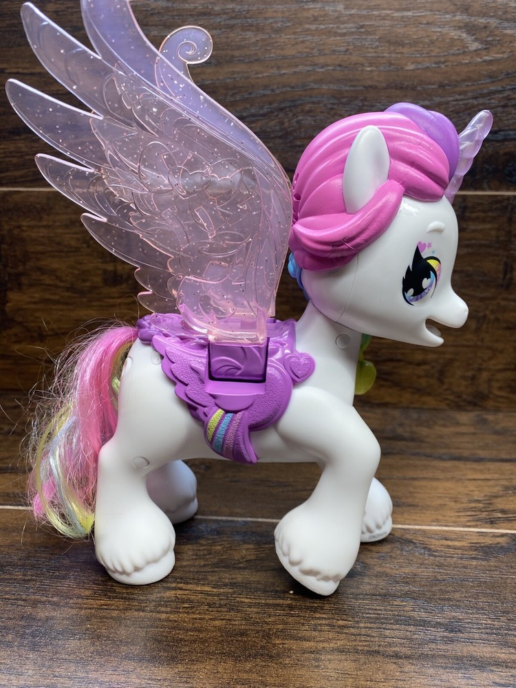Hatchimals Interactive Unicorn Pegasus Rainbow Braids Lights Up Talks