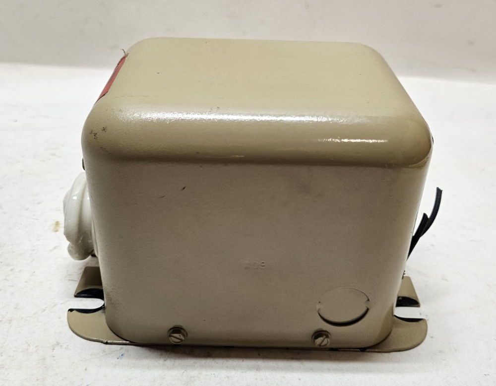 DONGAN A06-SC2 120V Interchangeable Ignition Transformer (Used)