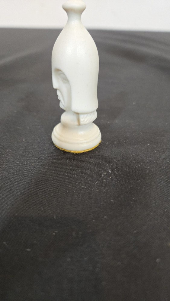 2.5" Mid Century Duncan White Pawn Chess Replacement