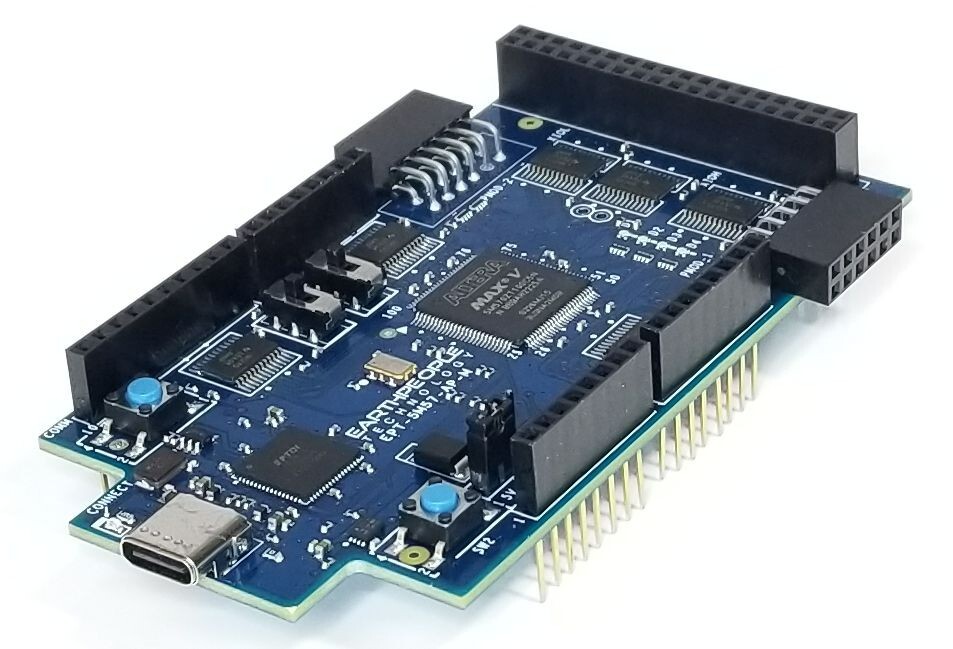 Intel/Altera CPLD MAX V Development Board 5M570T100C5 -- MegaProLogic