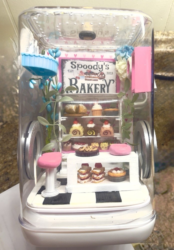 Jumping Spider Enclosure Bakery Themed Handmade