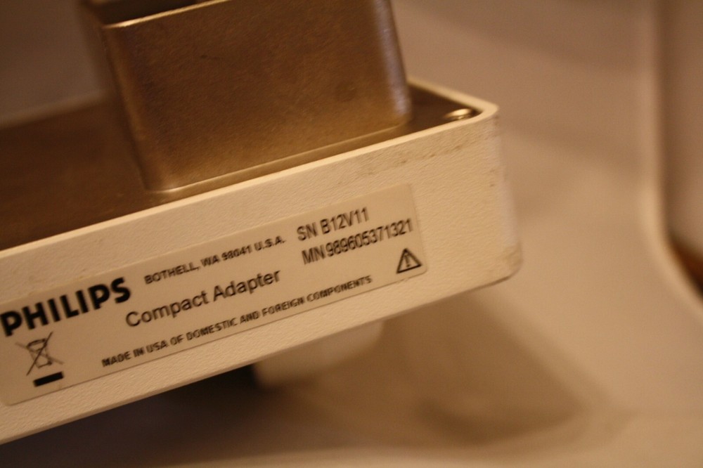 Philips, B12V11, Compact Adapter
