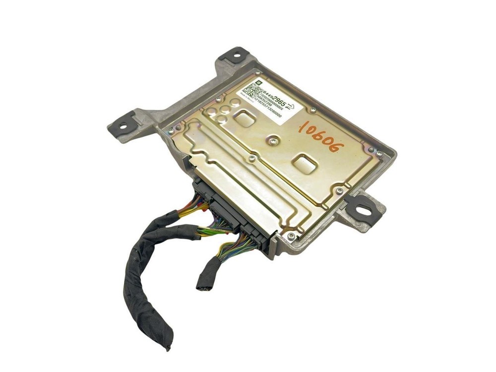 2019-2022 Cadillac XT4 Amplifier