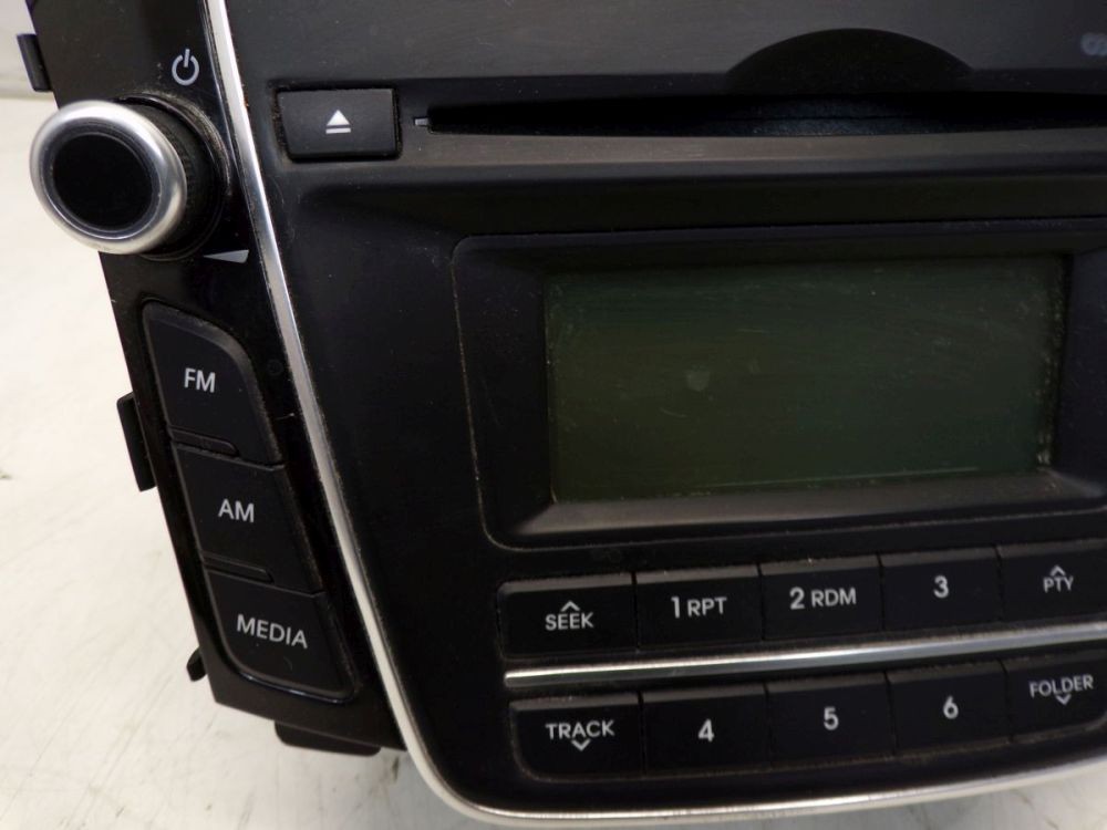 Radio/CD Changer Combination Code Not Present! Fits Hyundai i30 (GD)
