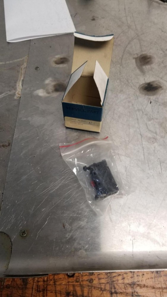 HARTRIDGE 2500 TEST BENCH SWITCH BREAKER TH145/7