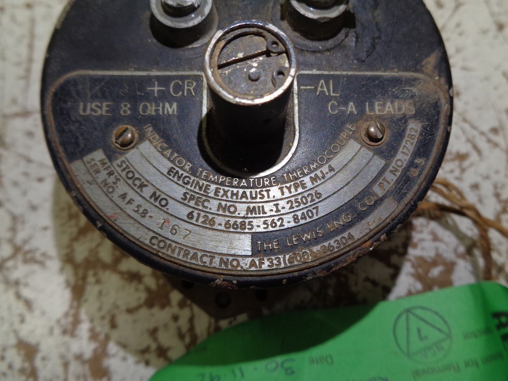 LEWIS ENGINEERING AIRCRAFT MJ-4 TEMPERATURE INDICATOR 172B2