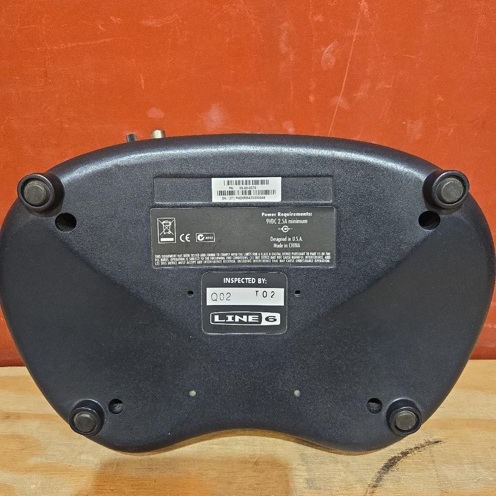 LINE6 POD HD Black Guitar Multi Effector