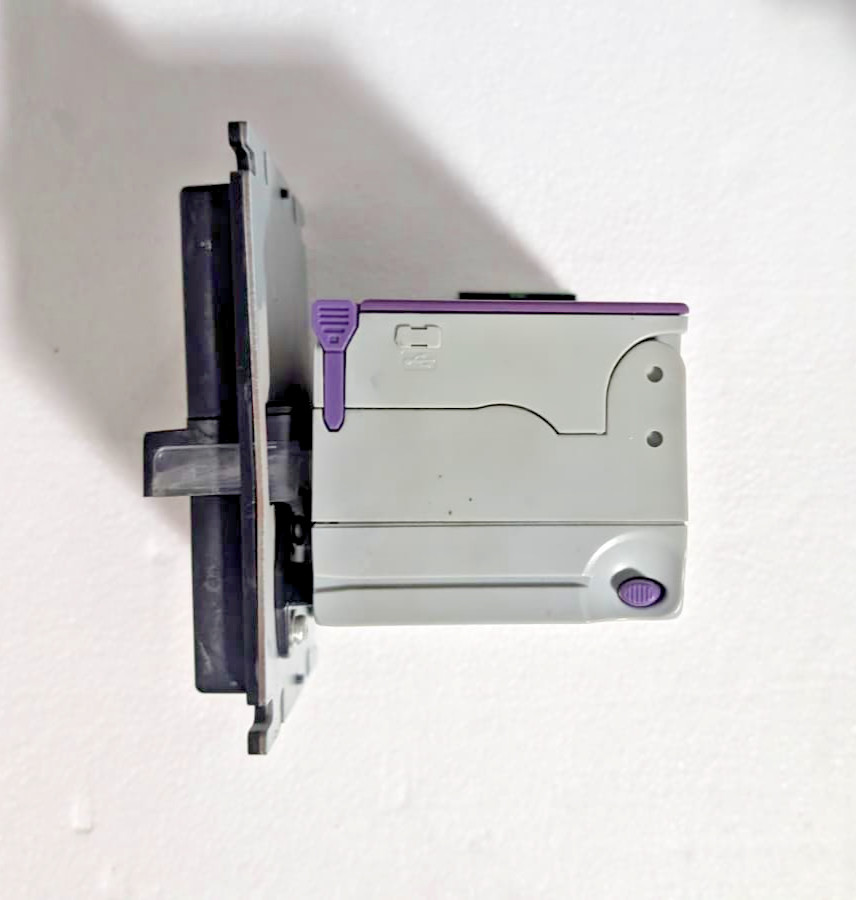 RS800, PC700 COMBO VENDING MACHINE BILL VALIDATOR