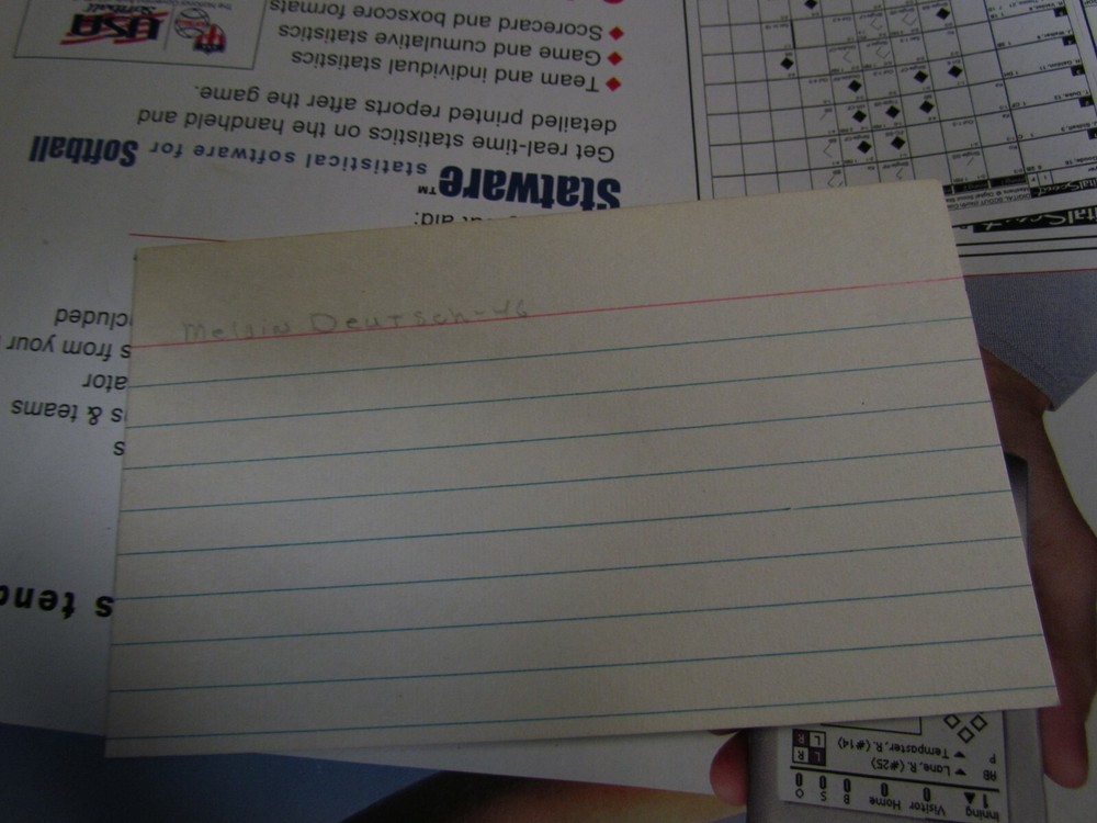 Melvin Deutsch autographed index card